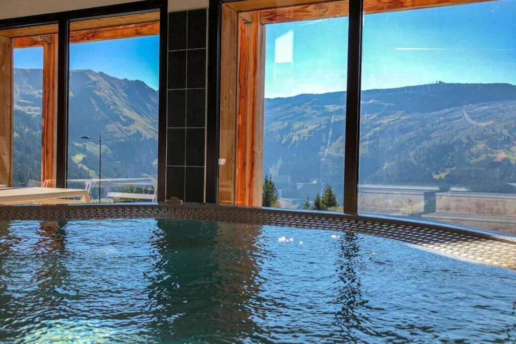 Vue Panoramique Sur Les Montagnes Plein Sud - T2 Skis Aux Pieds, Piscine & Spa Flaine Buitenkant foto
